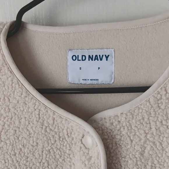 Old Navy Cream Teddy Jacket Plush Relaxed Fit - Picture 2 of 4